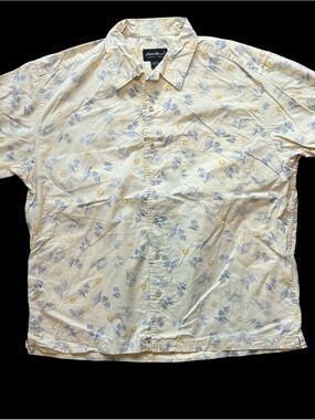 Eddie Bauer Men’s Short-Sleeve Printed Button-Up Shirt - Cream Blue